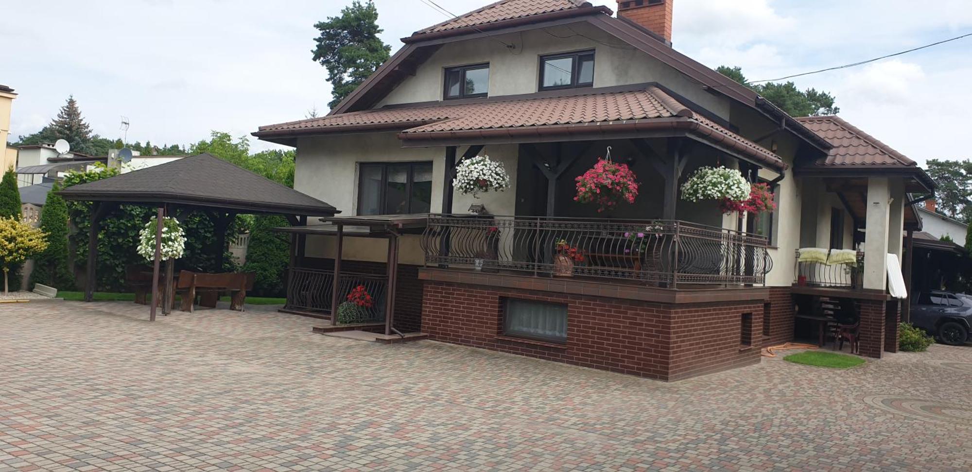 Pokoje Goscinne U Marka Tuszyn Luaran gambar